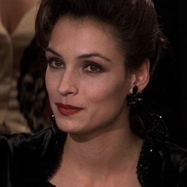 Golden eye bond girl
